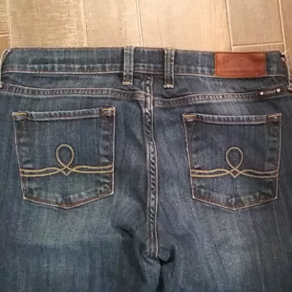 Lucky Brand Ladies/Mis DenimJeans 10/30 SOFIA Boot